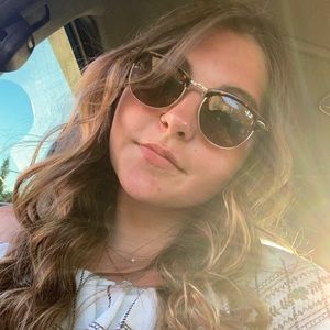 Meet your Posher, Madison